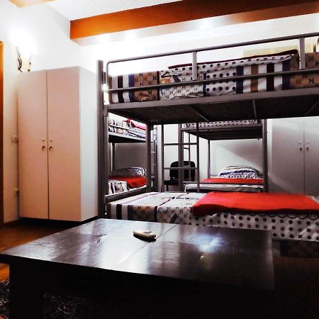 Tufina Hostel Тирана Екстериор снимка