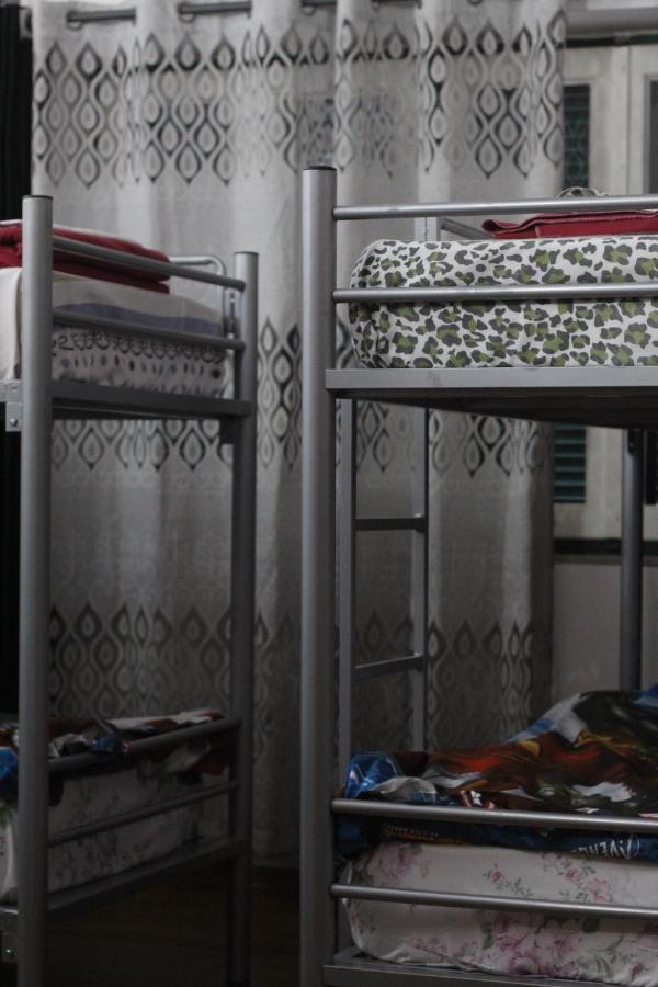 Tufina Hostel Тирана Екстериор снимка